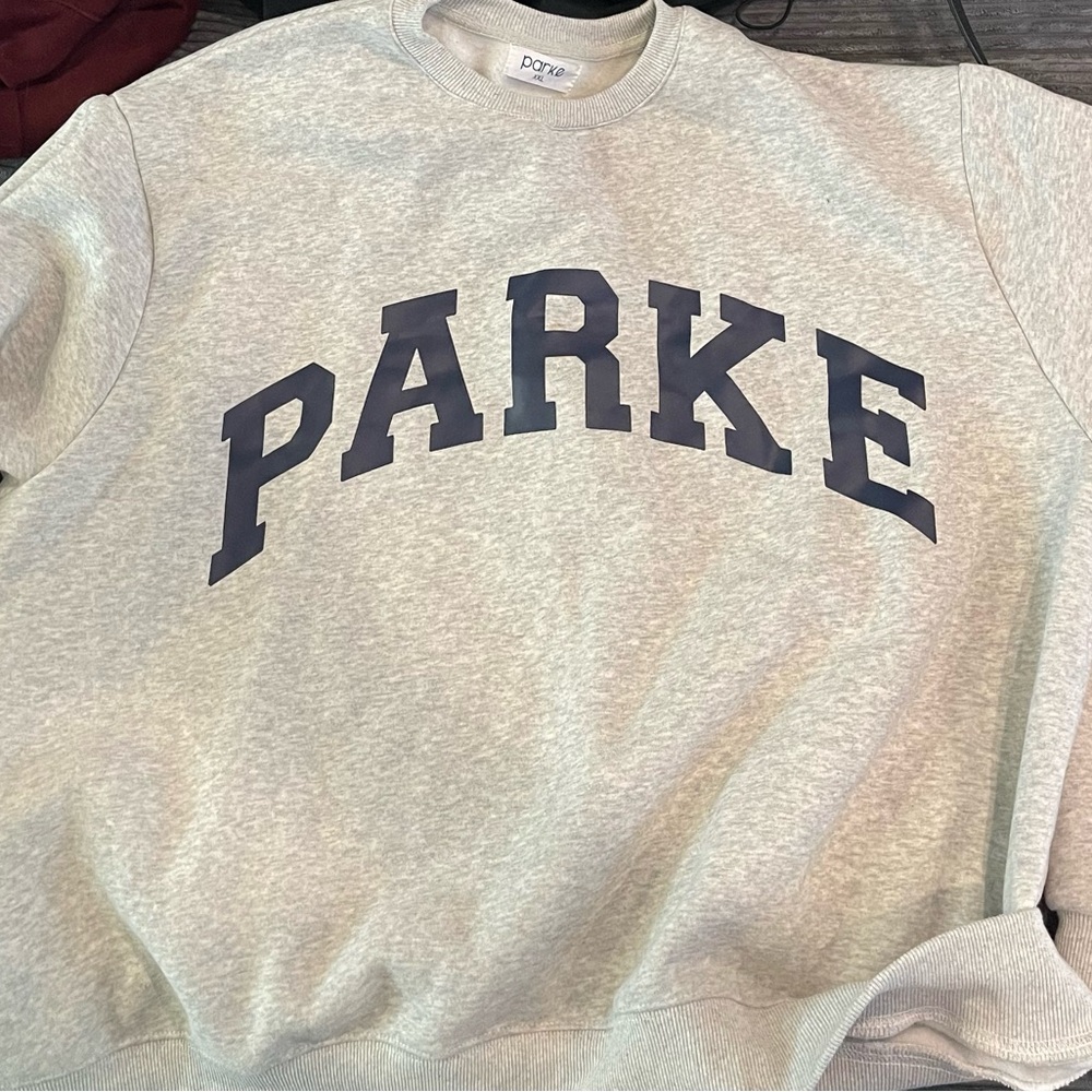 Parke women’s sweatshirt XXL